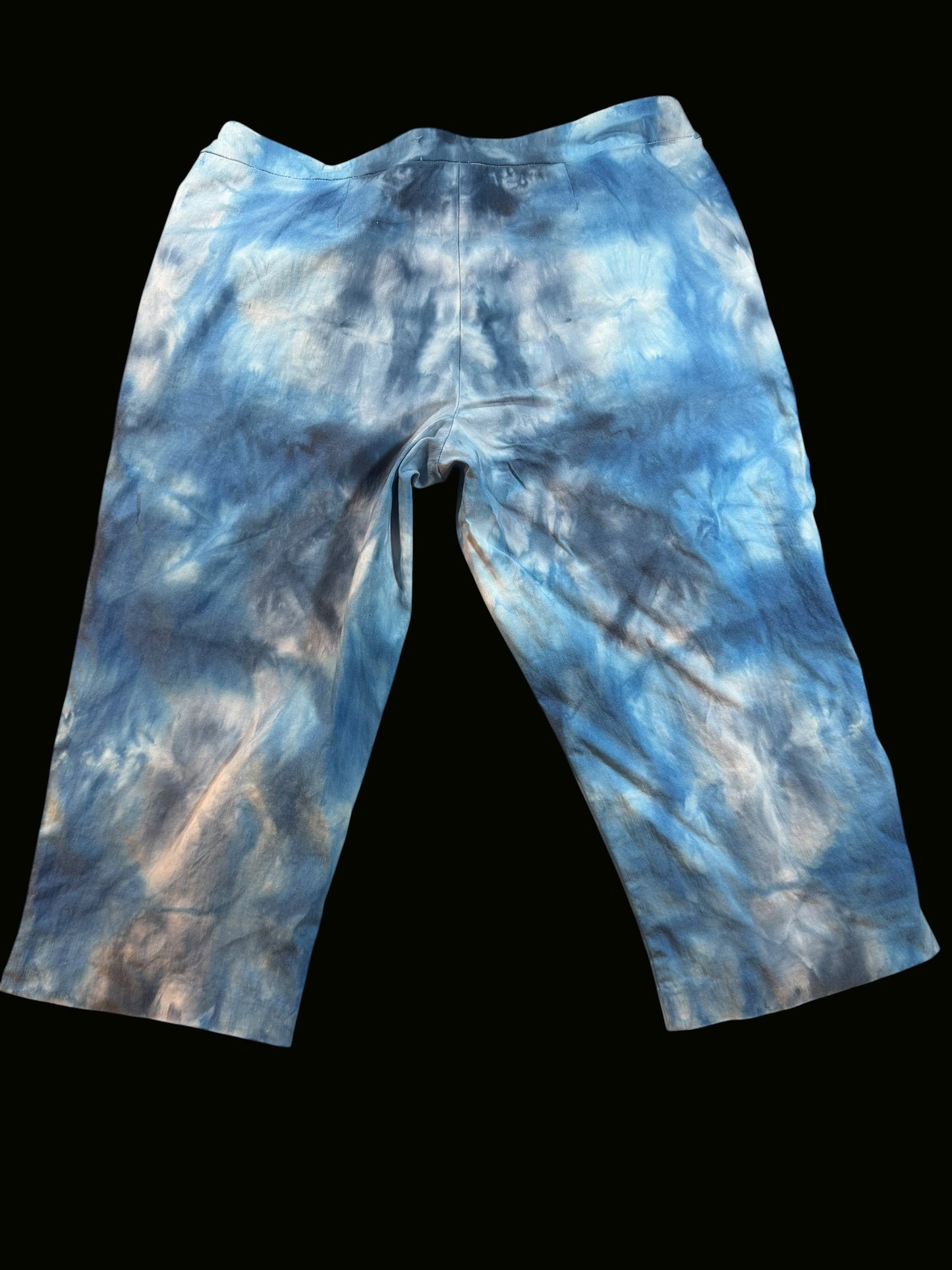 Woman's dress capris